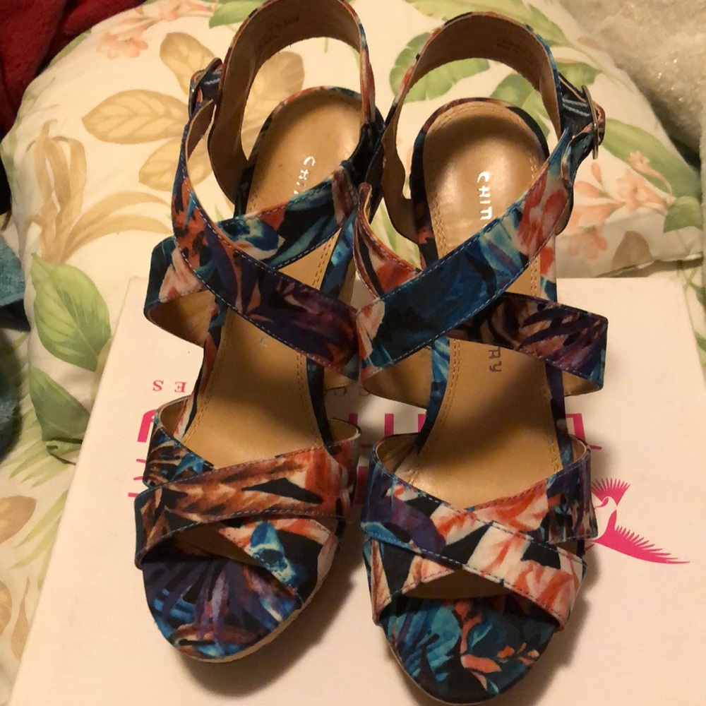 Chinese Laundry Wedges
